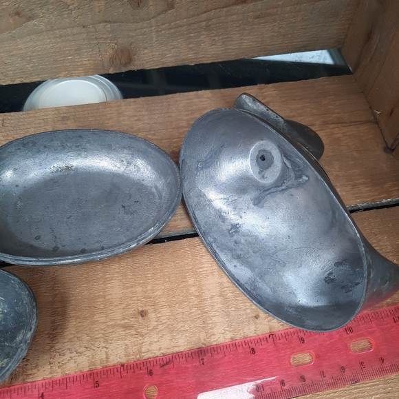 CLEARANCE SALE Duck pweter and brass trinket - 1970s- 4 Inches X 4 Inches - Picture 6 of 9